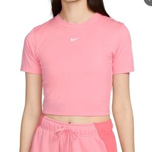 Nike Slim Fit Tee Pink